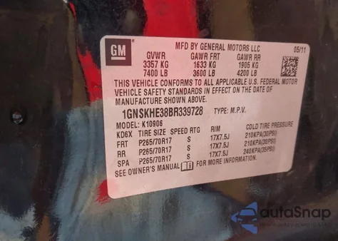 2011 Chevrolet Suburban 1500 Ls z USA, uszkodzony, nr VIN 1GNSKHE38BR339728